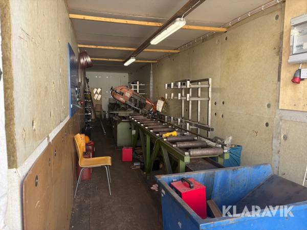 Metallbandsåg F.M.B 240 AVD monterad i 40 ” container