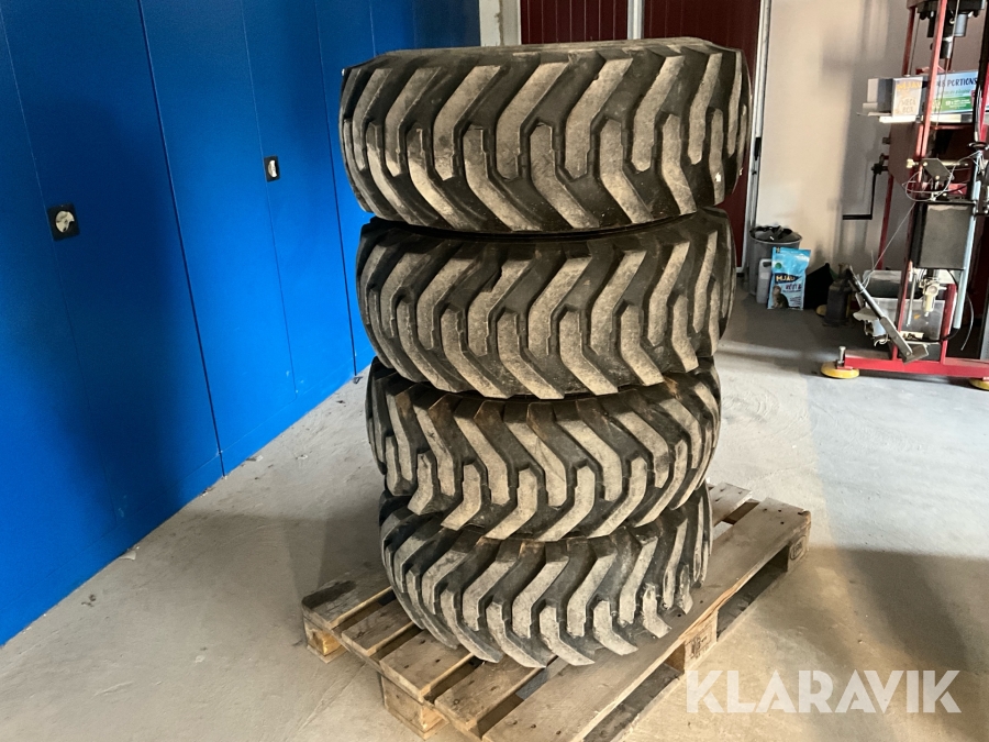 Däck med fälg Tiron 4st, 12-16,5 HS656