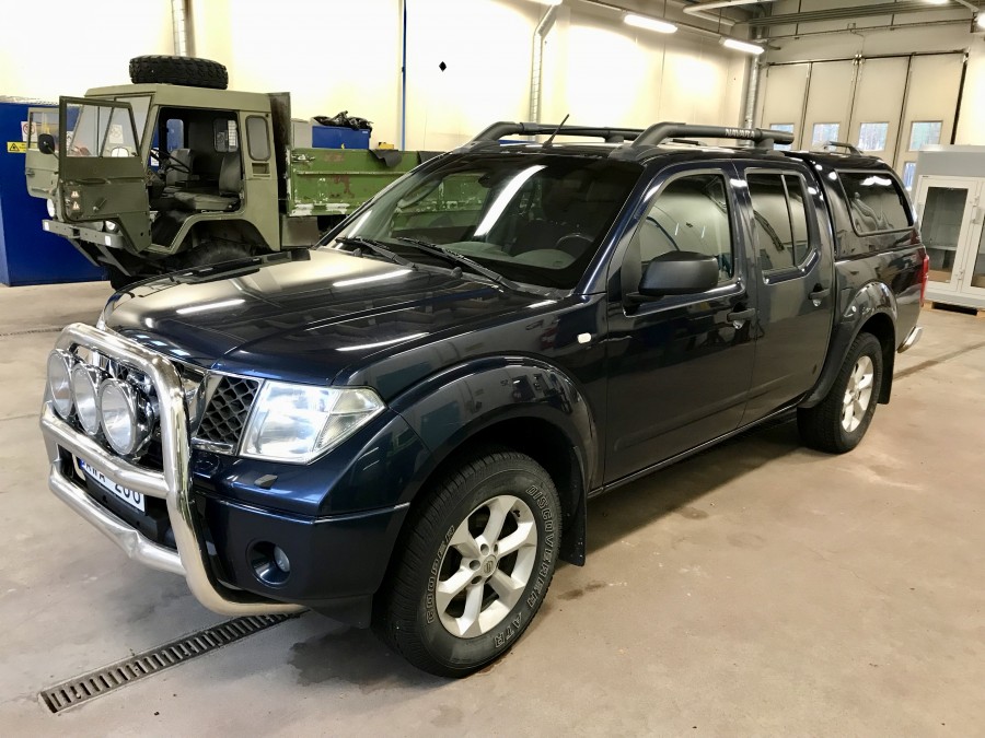 Nissan Navara Double Cab / 4WD