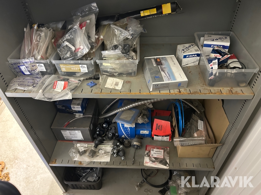 Blandade reservdelar personbil