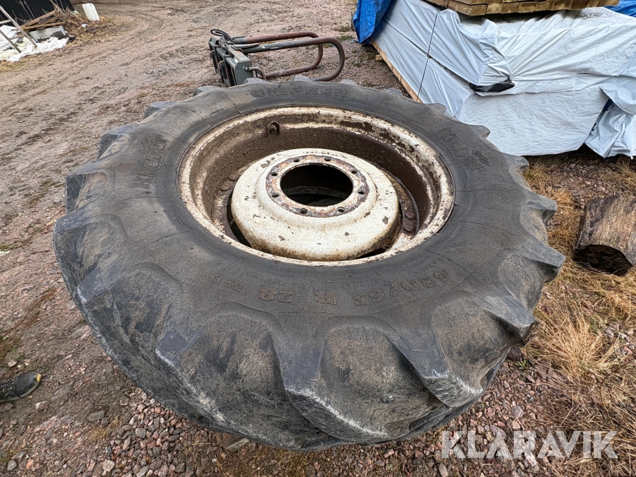 Traktordäck 480/65 R28 Klebér 2st