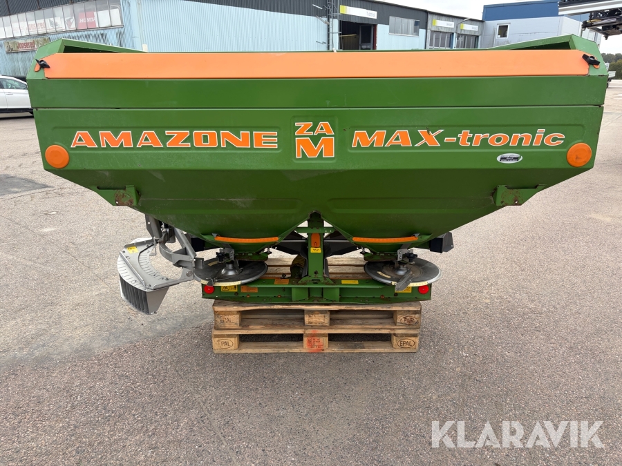 Gödningsspridare Amazone N2300