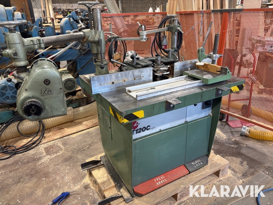 Bordsfräs SCM T120C med matarverk & tappsläde