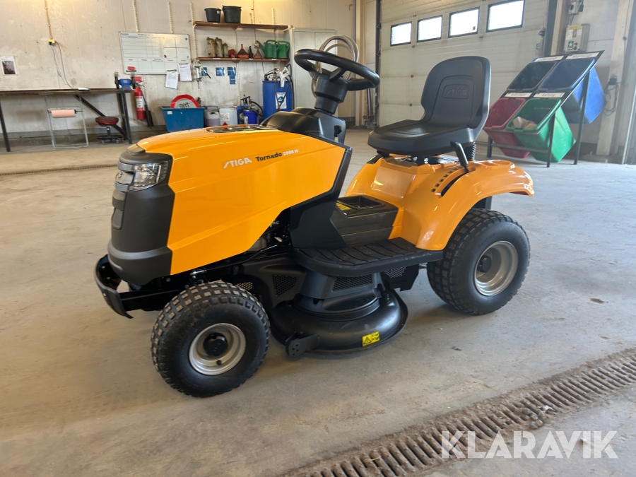 Åkgräsklippare Stiga Tornado 2098 H
