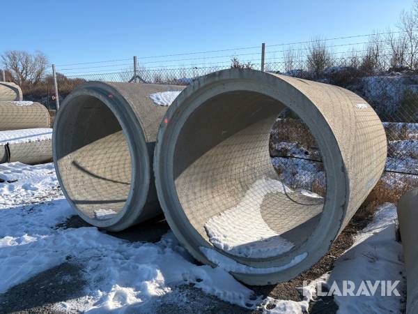 Betongrör 2 st 1400 mm