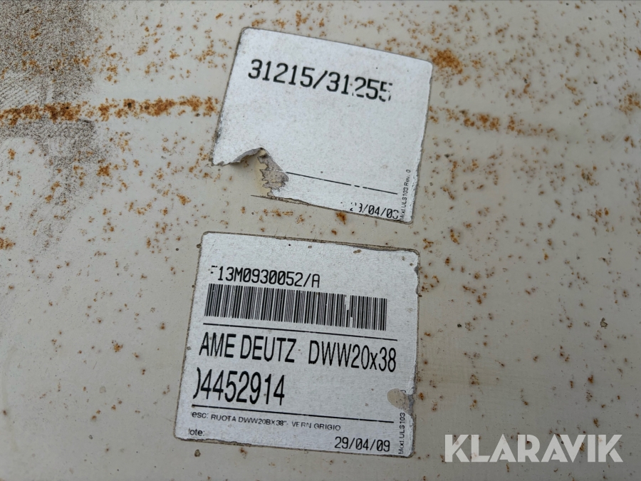 Fälgar till traktor 20x38 -2st