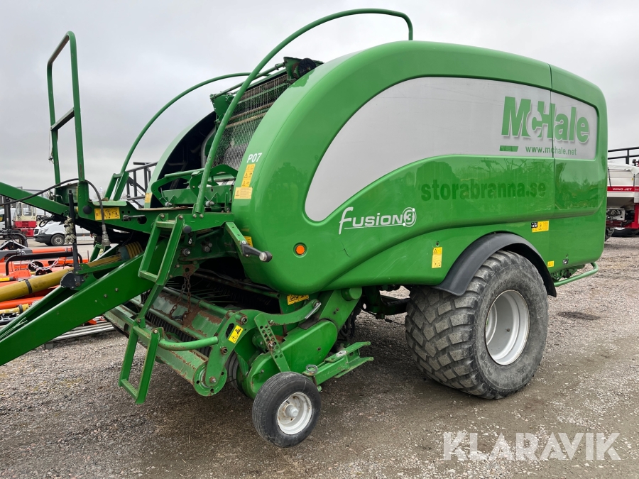 Rundbalspress/plastare McHale Fusion 3