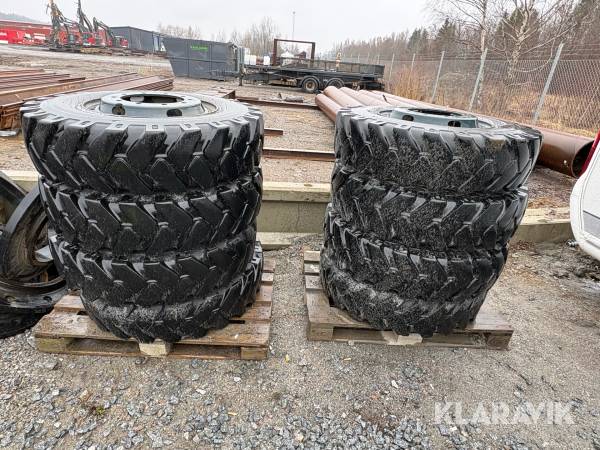 Entreprenaddäck Tiron 10.00-20 8st