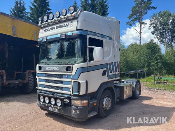 A-traktor Dragbil Scania 114 380 med maskintrailer