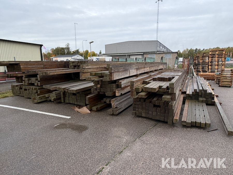 Parti impregnerade limträbalkar