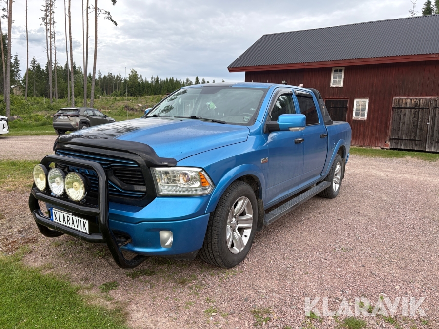Pickup Dodge RAM 1500 Crew Cab V8 HEMI Facelift