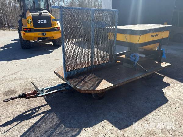 Salt/Sandspridare på vagn Snow EX 800L
