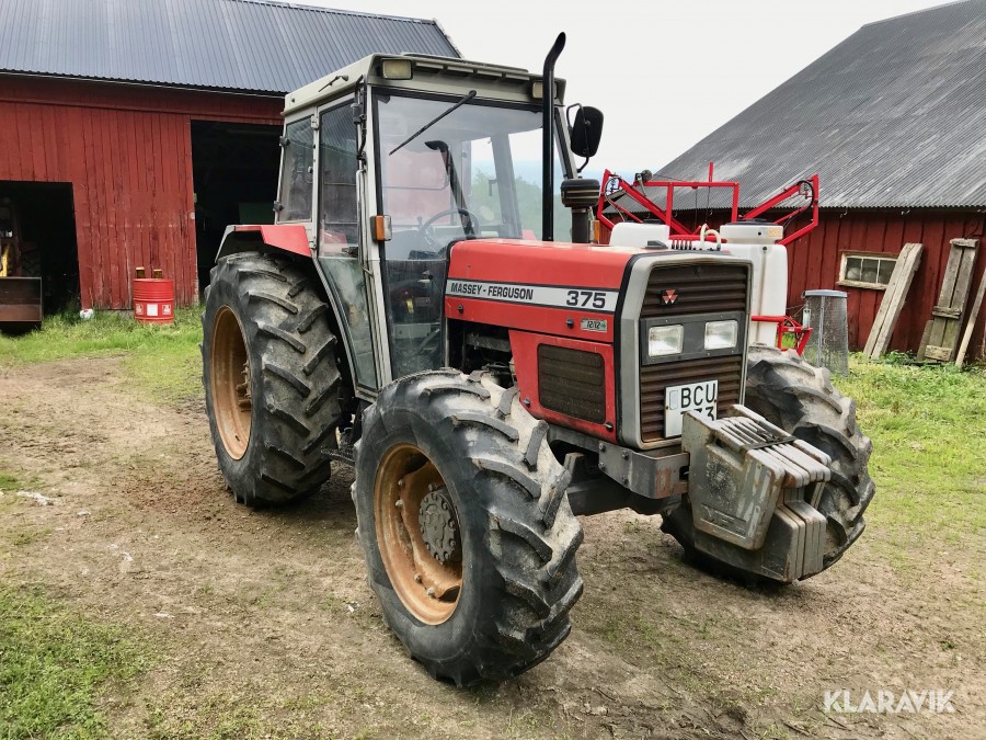 Traktor Massey Ferguson 375