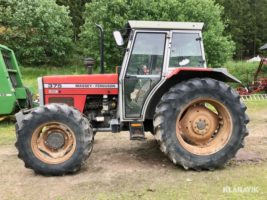 Traktor Massey Ferguson 375