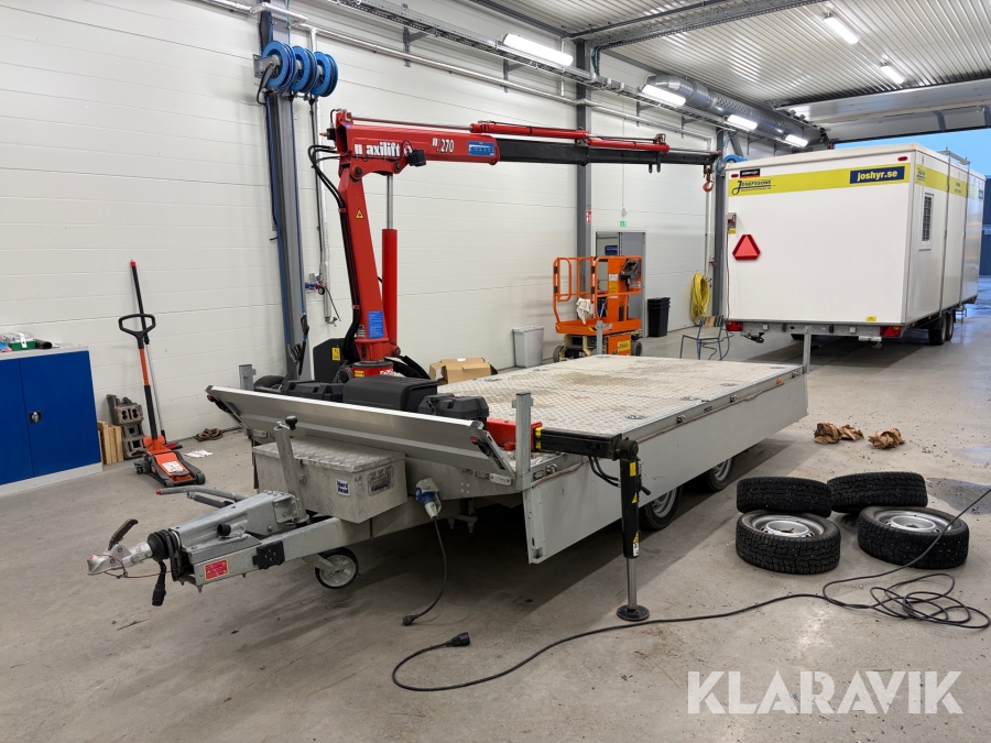 Personbilssläp Westbay kran