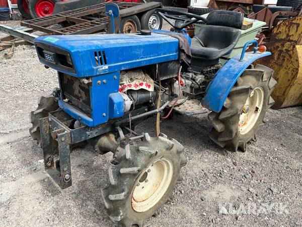 Traktor Iseki TX1300F