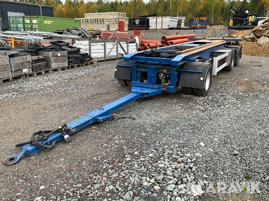 Lastväxlarsläp Parator 3-axlig med tipp