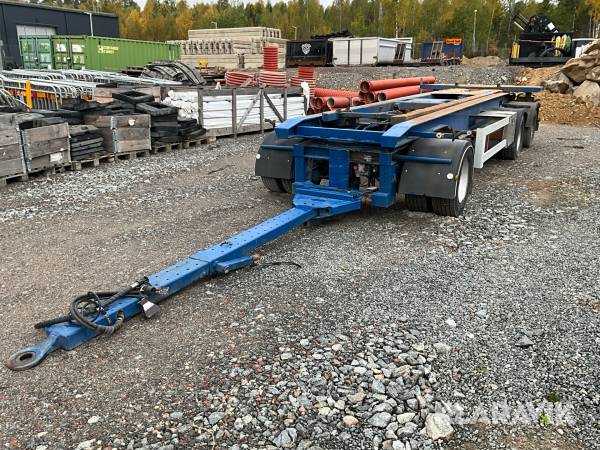 Lastväxlarsläp Parator 3-axlig med tipp
