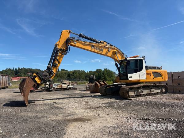 Grävmaskin Liebherr R 926 WLC med redskap