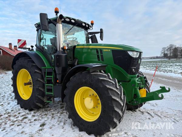 Traktor John Deere 6250R