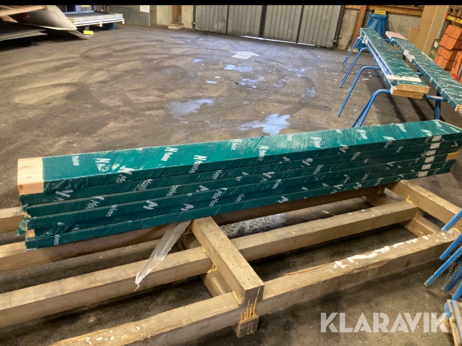 Parti med limträbalk Moelven 56x270x3000 GL 28CS GRAN 6st