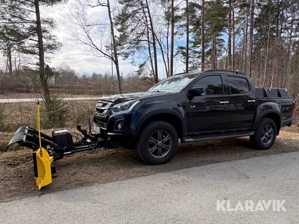 Pickup Isuzu D-max med hydraulisk diagonalplog