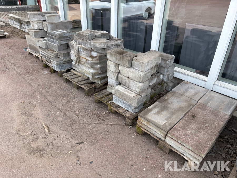 Marksten och plintar, blandat parti