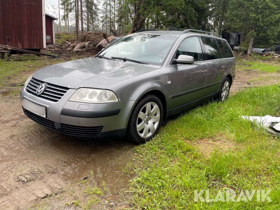 A-traktor Volkswagen Passat