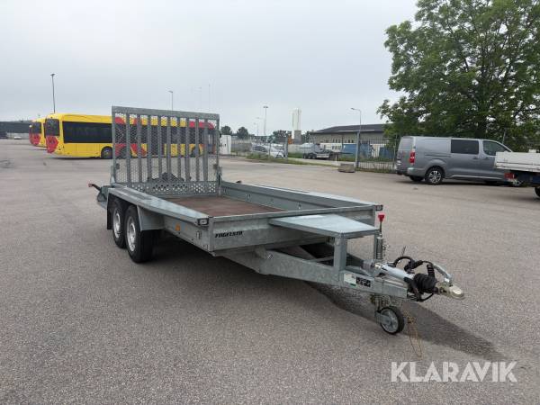 Personbilssläp/maskinsläp Brenderup B26