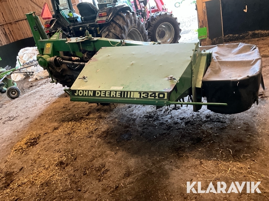 Slåtterkross John Deere 1340