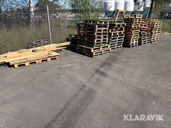 Parti med blandade pallar