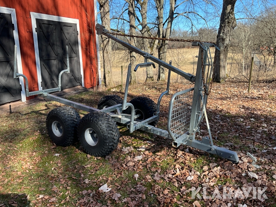 Skogsvagn för ATV Avestavagnen
