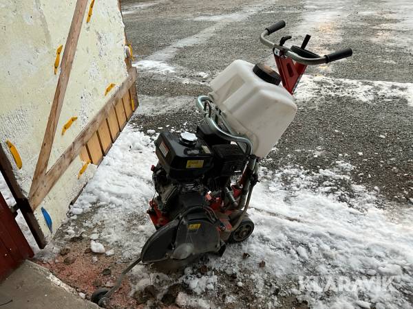 Bensindriven golvkap Husqvarna FS 309