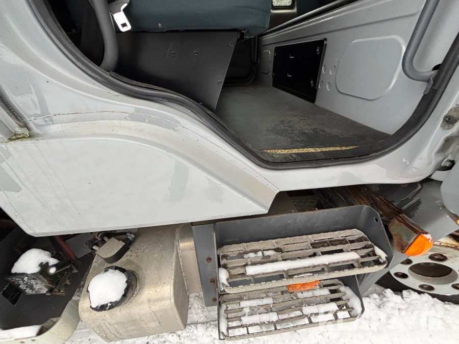 Flyttbil Volvo FL 4*2