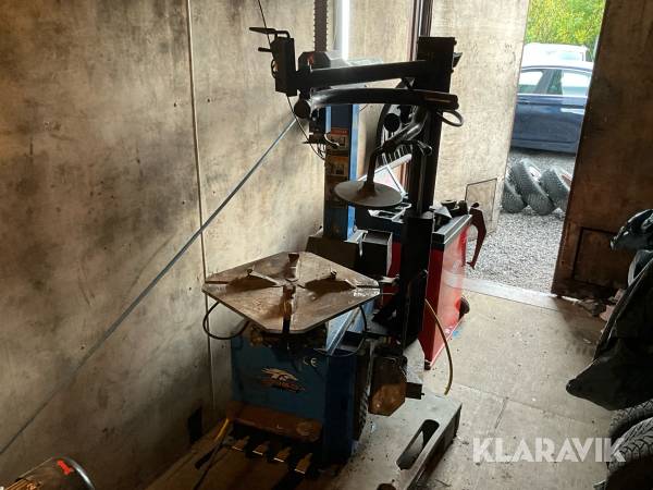 Däckmaskin med hjälparm Tongda LT-900A