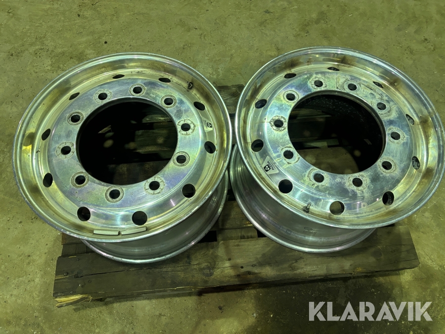 Framfälgar Alcoa 2 st 13*22,5