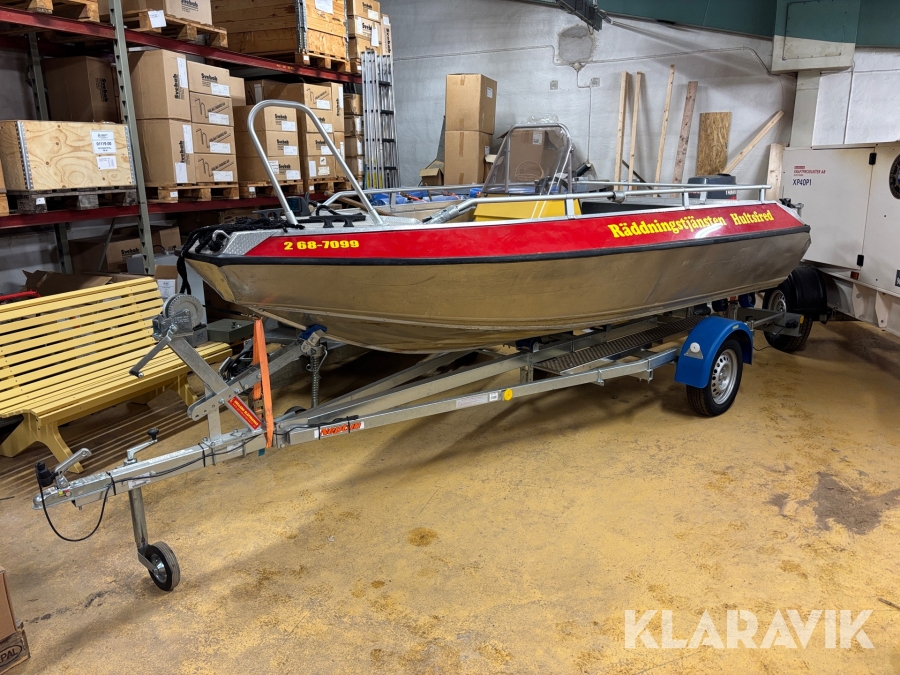 Aluminiumbåt VTT Buster S med Yamahamotor 30hk och 80-trailer