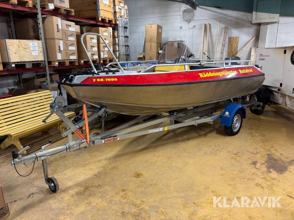 Aluminiumbåt VTT Buster S med Yamahamotor 30hk och 80-trailer