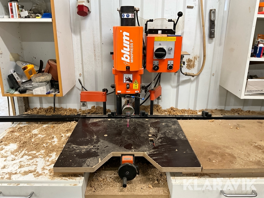 Beslagsborrmaskin Blum Minipress P
