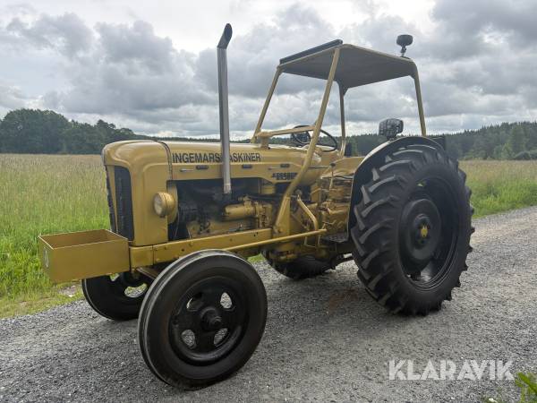 Traktor Fordson Major guldlack med strands belysning