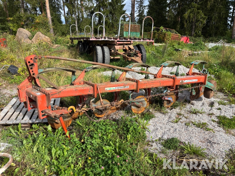 Plog Kverneland A-8