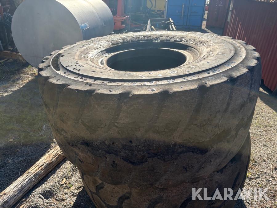 Entrepenaddäck GoodYear 26.5R25 2 st