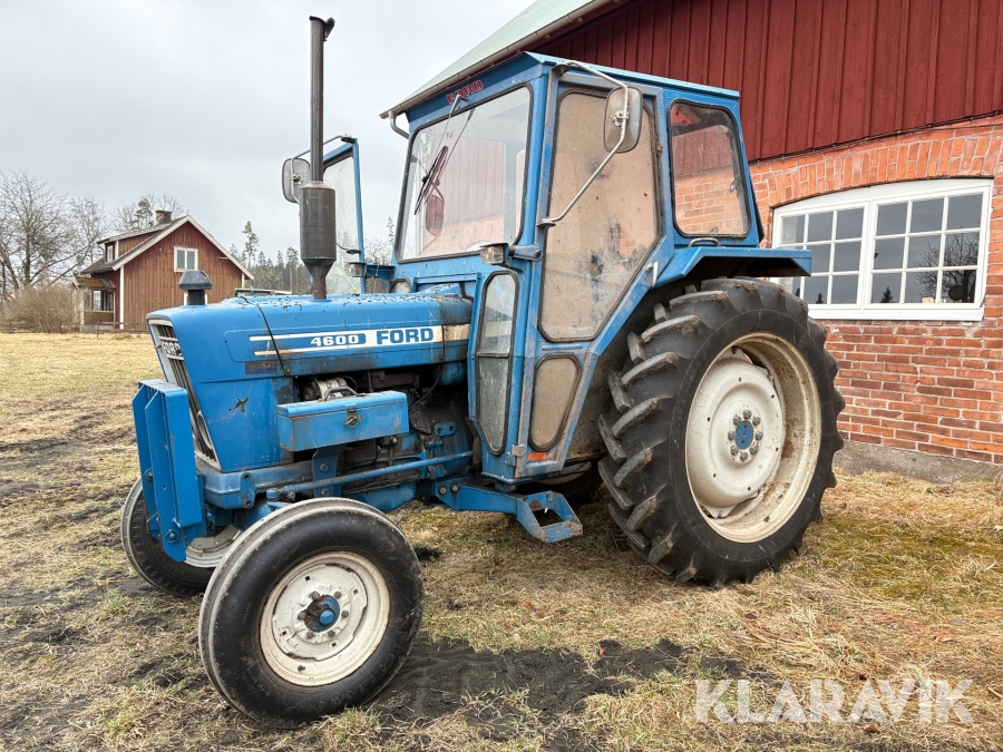 Traktor Ford 4600