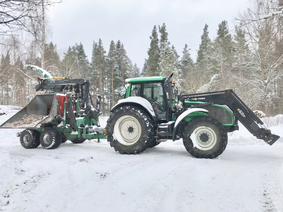 Traktor med Flishugg 