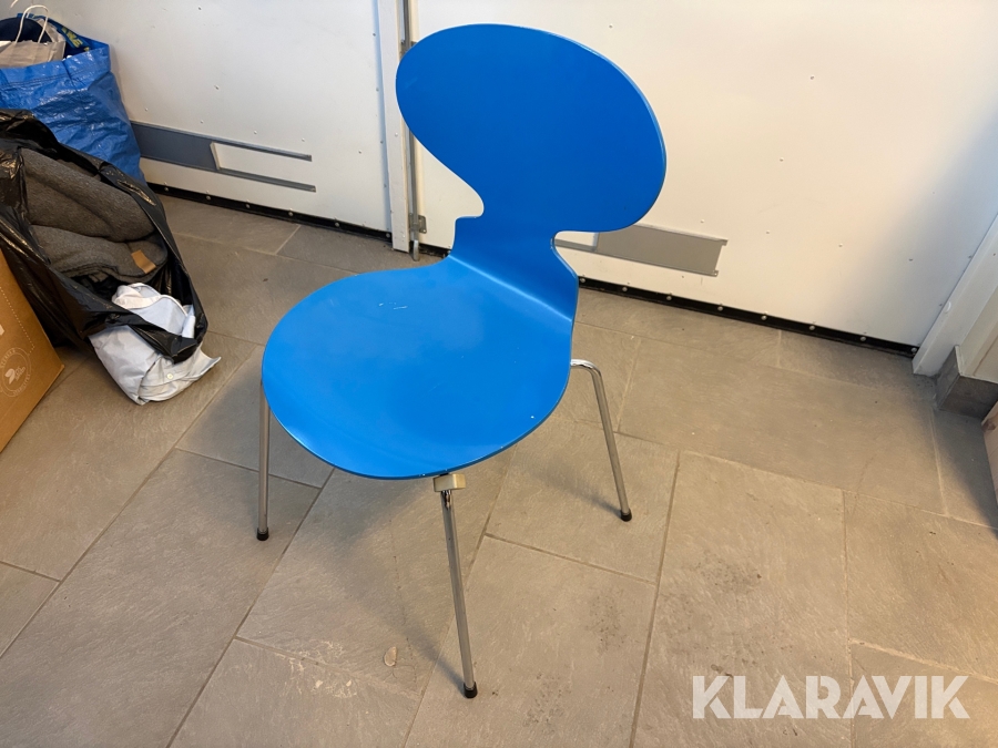 Stolar Fritz Hansen 15 st