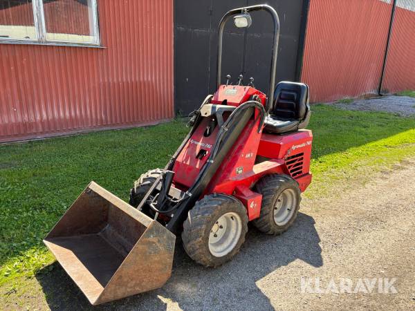 Kompaktlastare Norcar Agromatic 740 inkl redskap