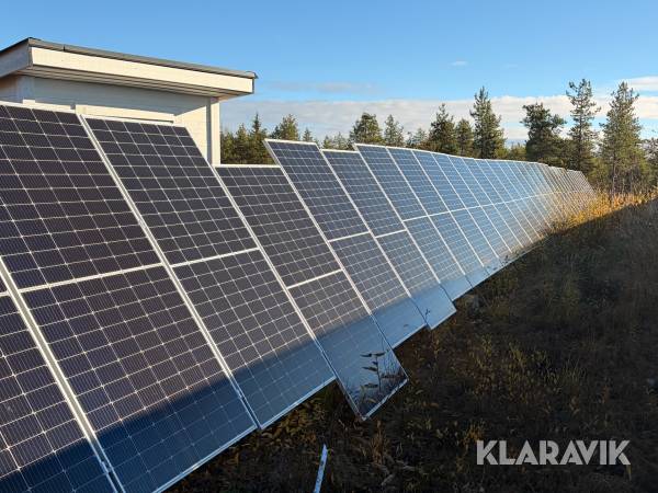 Paket med 1st inverter och 125st solcellspaneler Longi LR4-72HBD-440M