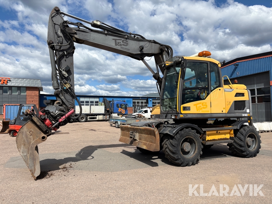 Hjulgrävare Volvo EW140D med 6 redskap
