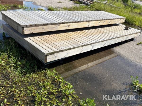 Brygga med landgång