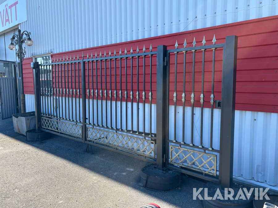 Vikgrind med  grindmotor FAAC 740